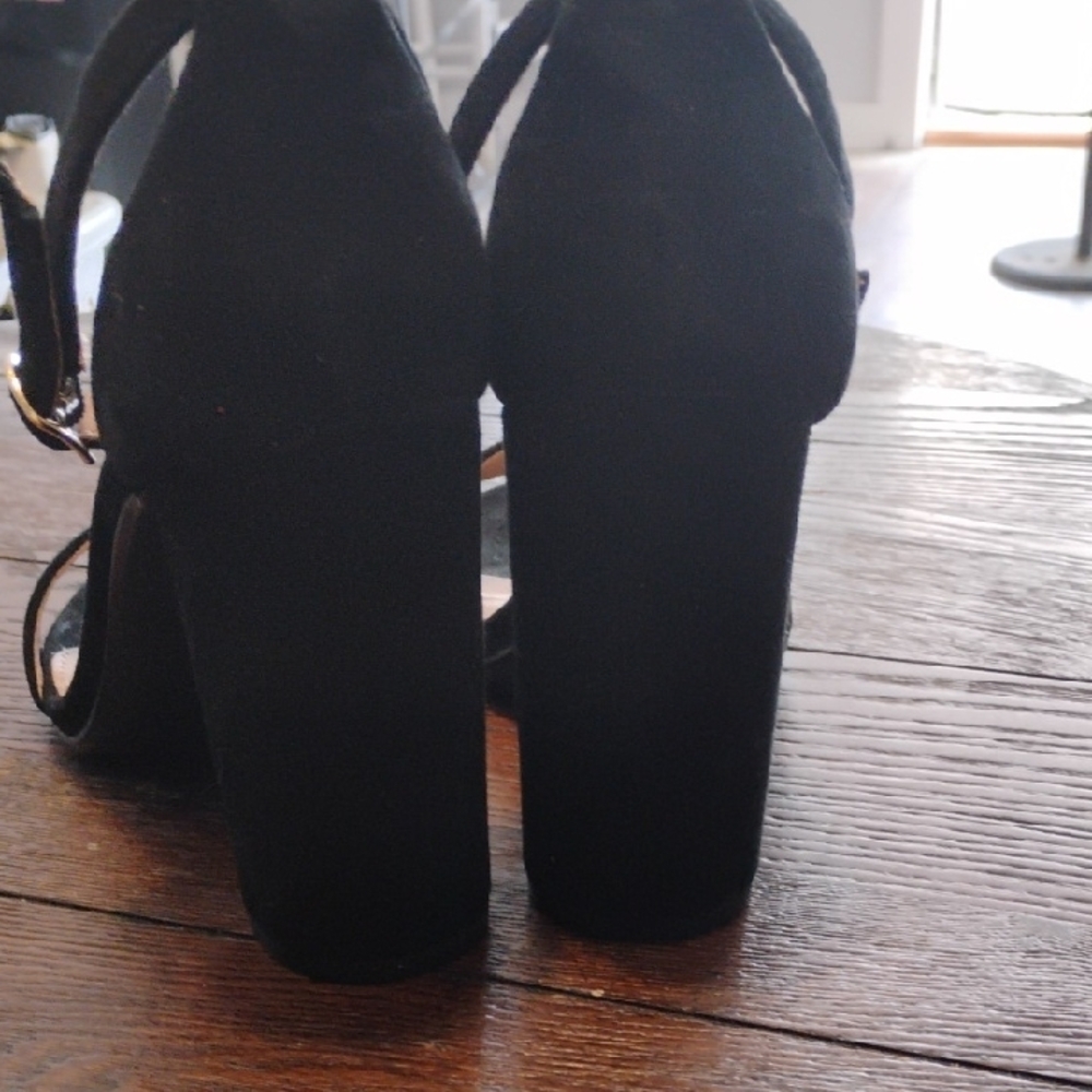 {$20 BUNDLED} STEVE MADDEN Black Leather Suede Ankle Strapped Block Heel Sandals - Picture 6 of 11